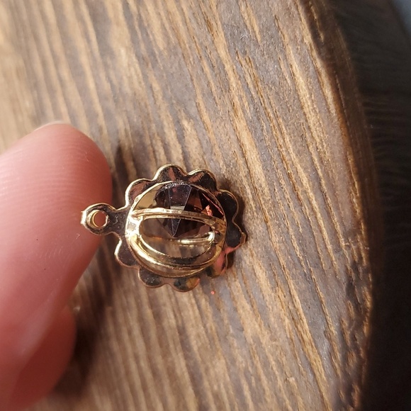 P103 - Picture 1 of 2